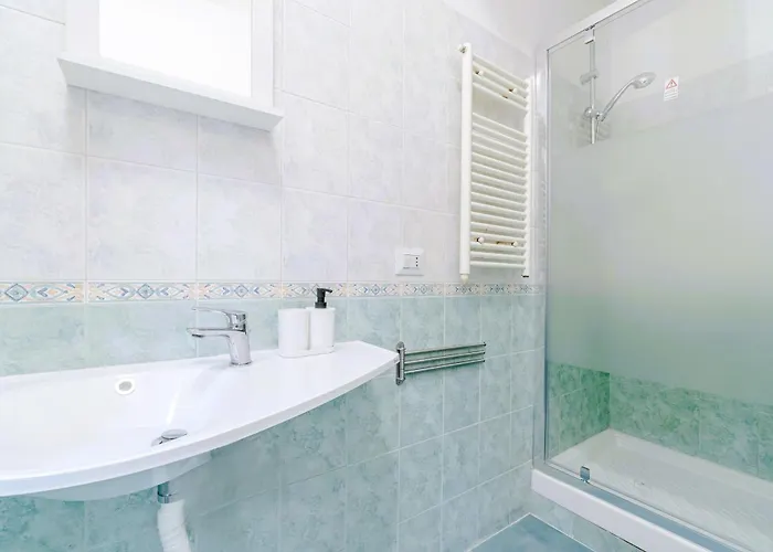 Guesthost - Principe Fs Roomy X5 * Genoa